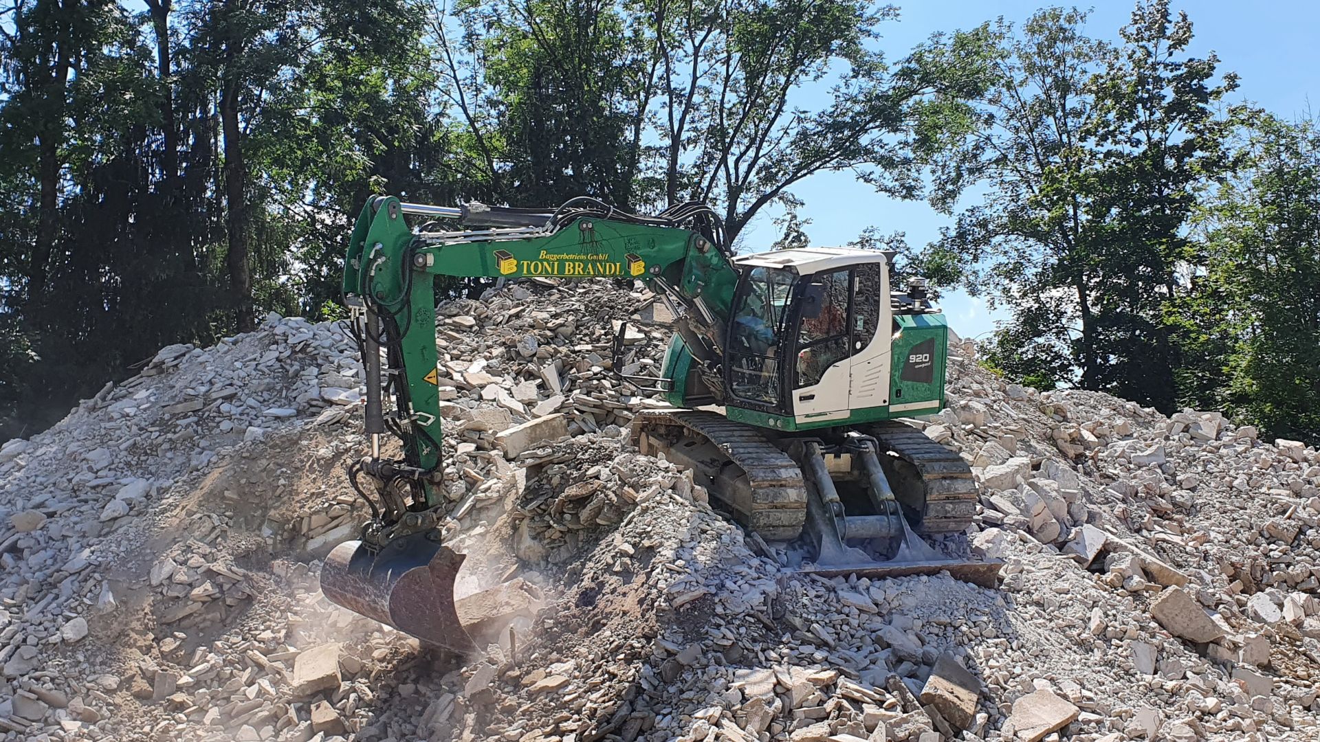 Liebherr R920C – Kettenbagger im Fuhrpark von Baggerbetrieb Brandl